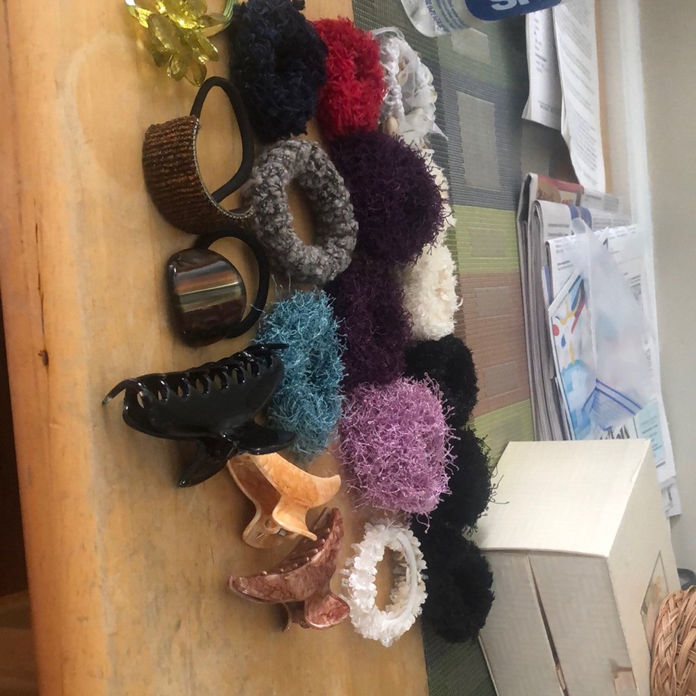 HAIR ACCESSORIES